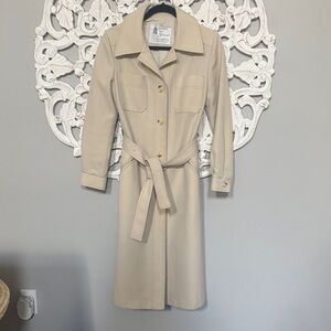 London Fog Beige and Black Maincoats Label vintage 70’s